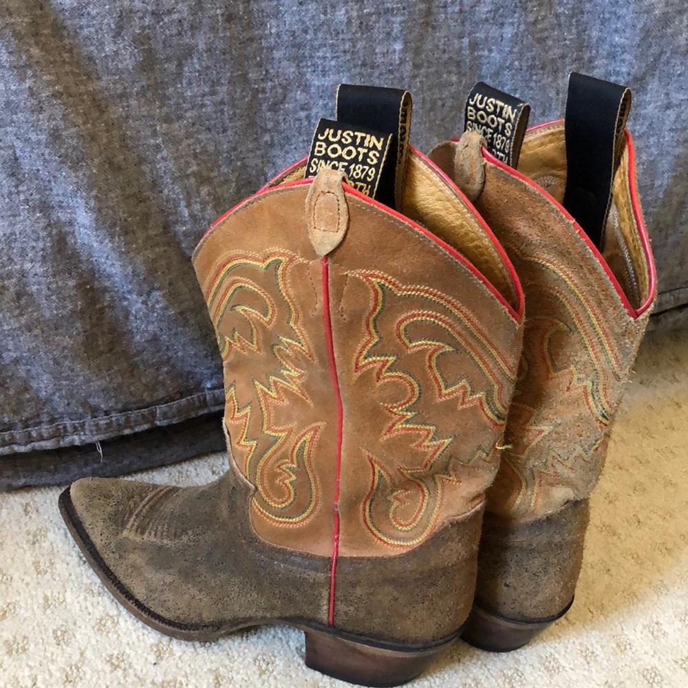 Justin cowboy boots leather